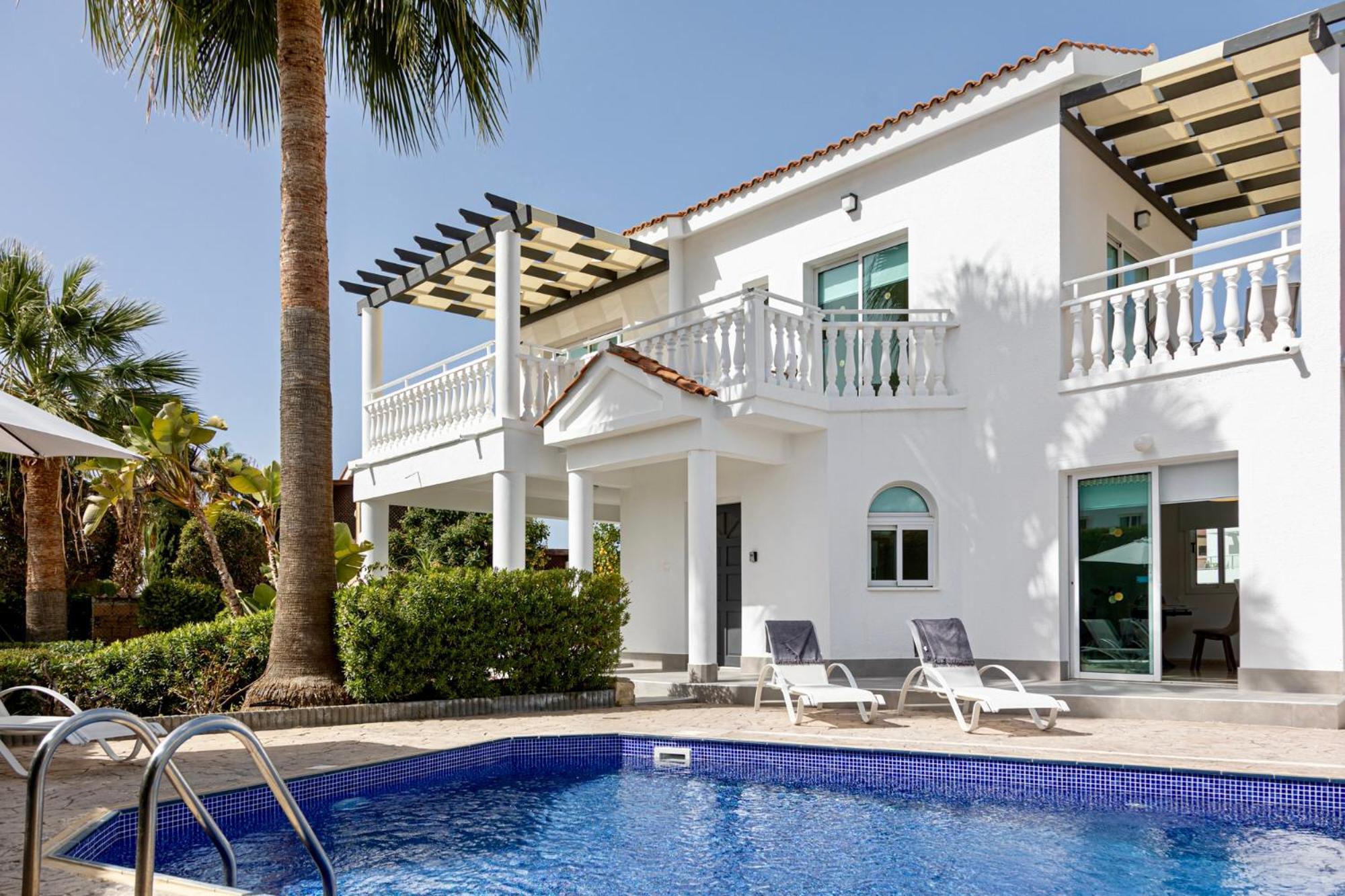 Villa Yolo Peyia Exterior photo